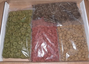 Paardenhoek clicker supply box