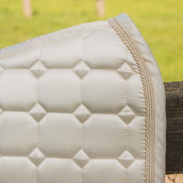 Zadeldek EQS Ivory cream