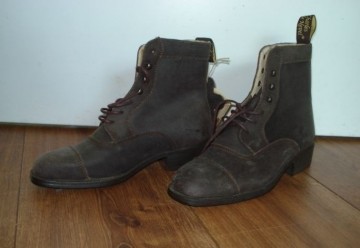 Charles de nevel johdpurs