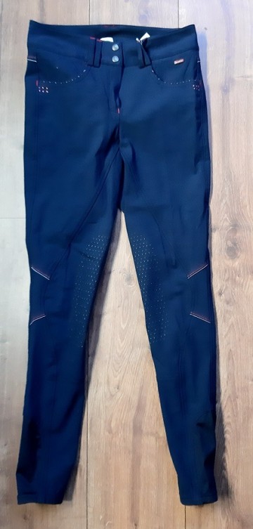 3. Navy rood blauw stiksel