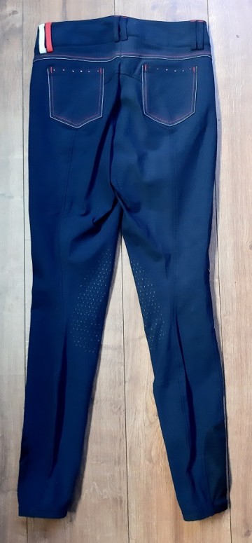 3. Navy rood blauw stiksel