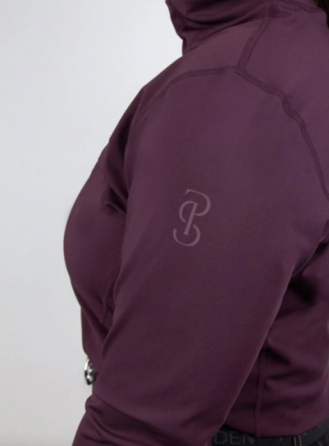 Psos curvy alex wine